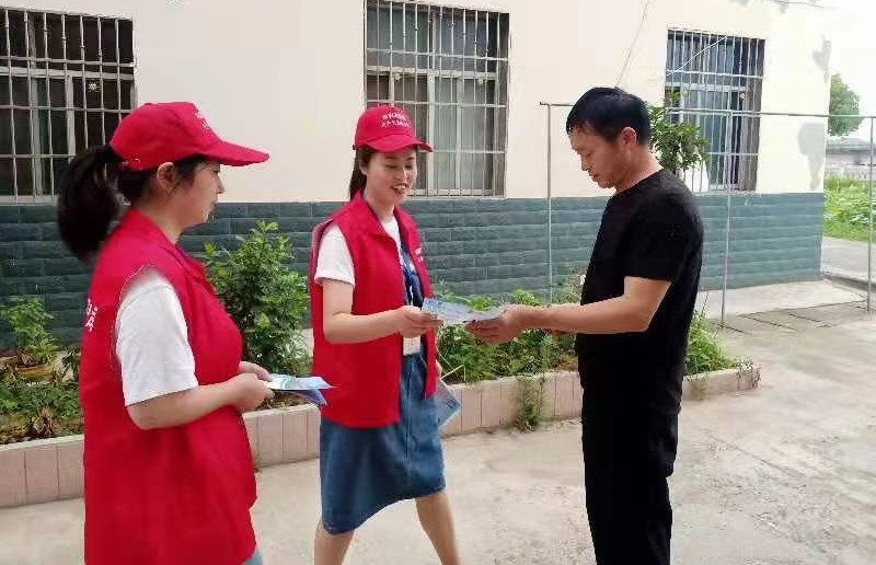 <b>广元市农发集团利州分公司掀起创建文明城市宣传工作新高潮</b>