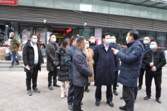 <b>广元市委副书记蔡邦银看望慰问市农发集团一线工作人员</b>