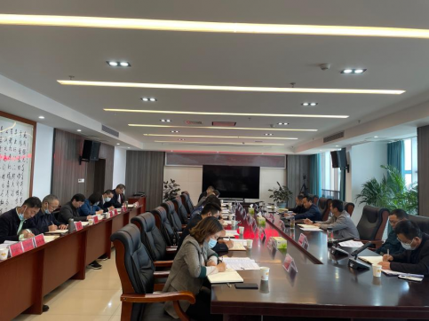 <b>市农发集团召开干部大会</b>