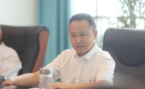 <b>市农发集团党委学习贯彻市委工作会议精神</b>