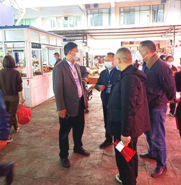 <b>市国资委党委书记、主任王彦一行深入利州市场检查督导疫情防控和保供稳价工</b>