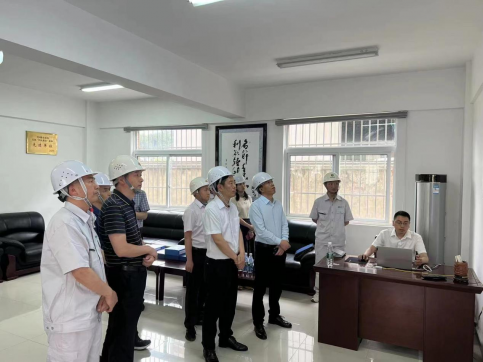 纪委书记调研督导粮储公司信息化建设工作