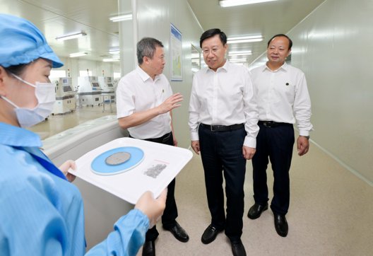 王晓晖在自贡市乐山市调研时强调 进一步锻长板补短板推动高质量发展 为奋力